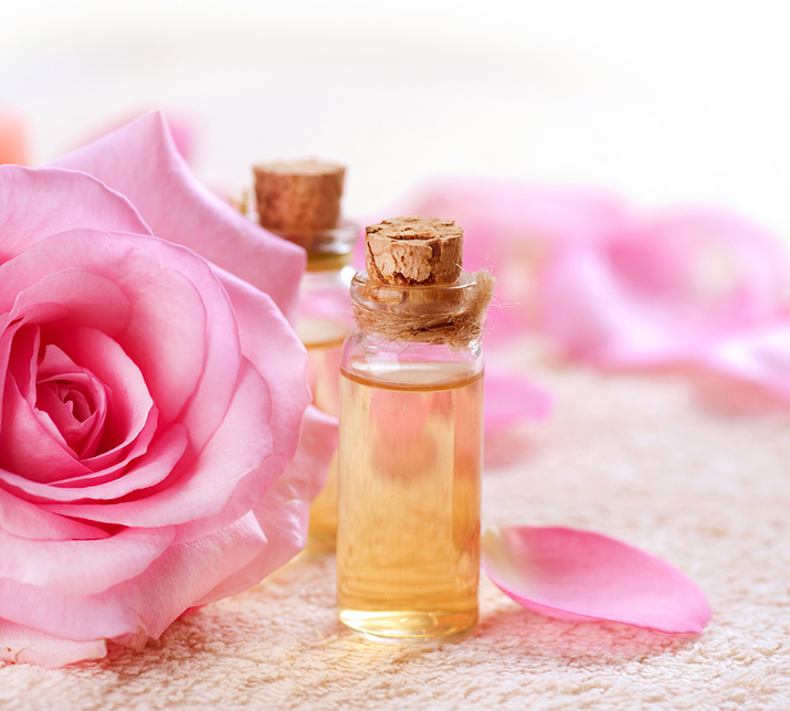 Olejek różany -składnik na domowy szampon